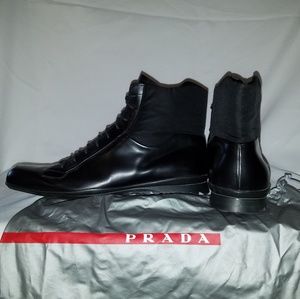 Mens 10.5 black prada